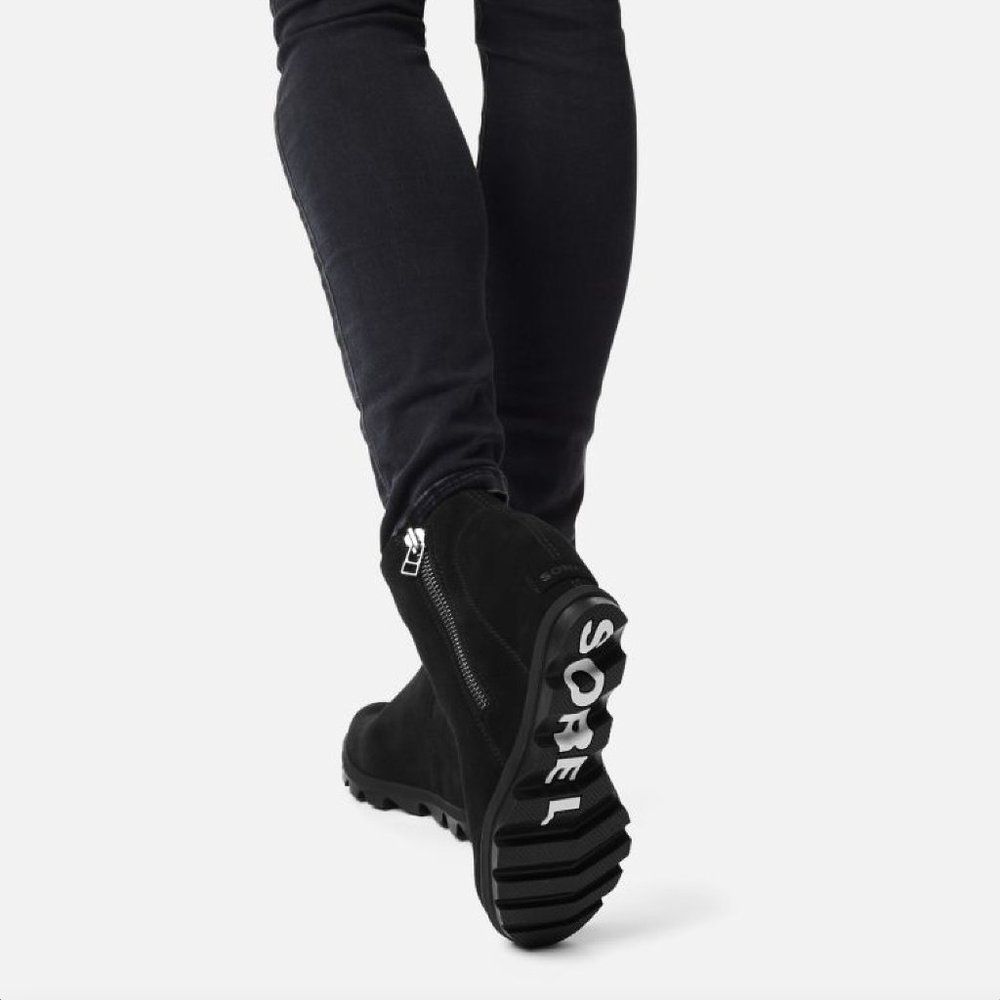 Sorel - JOAN OF ARCTIC WEDGE II ZIP BOOTIE - Black - Size 6